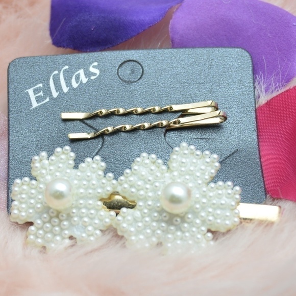 Hairclip - Picture 1 of 1
